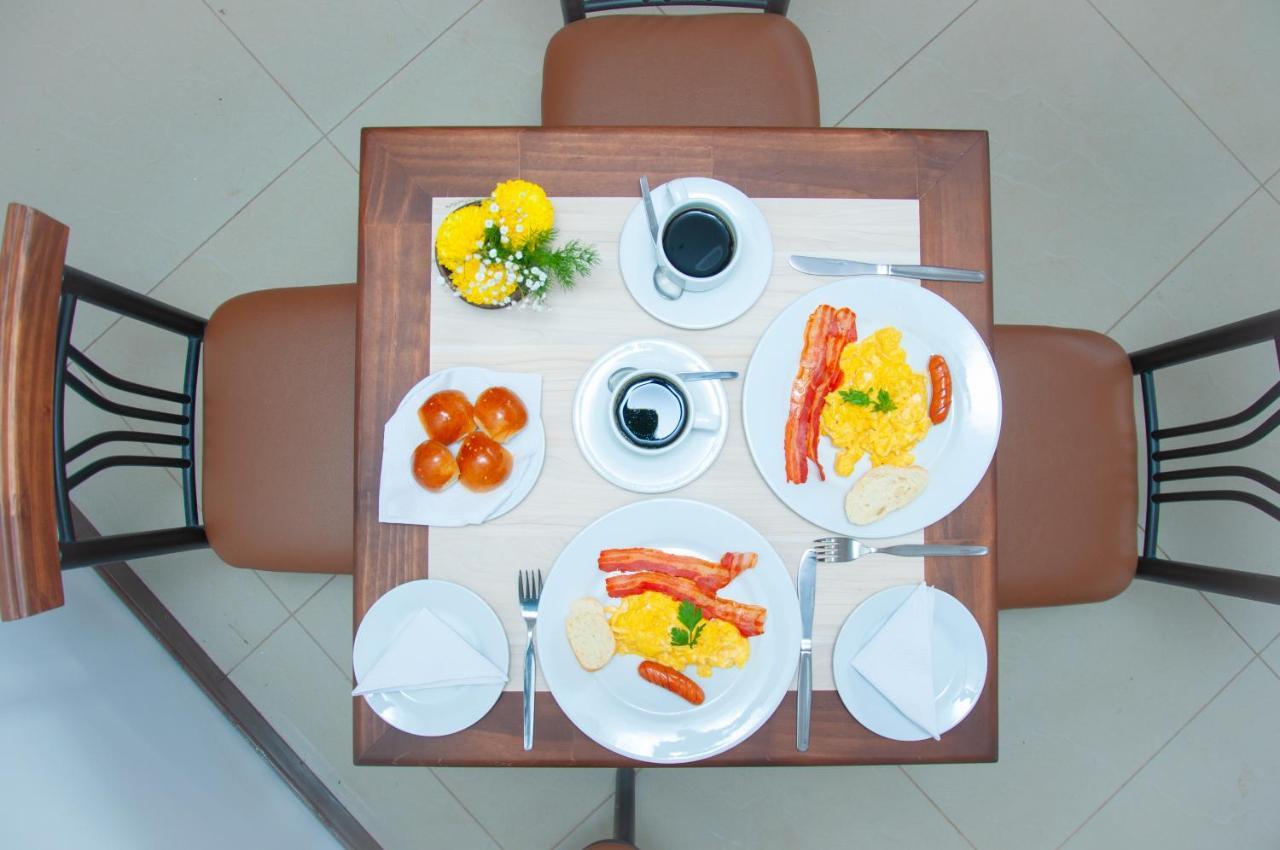 Couette-café Capacqoya 3*